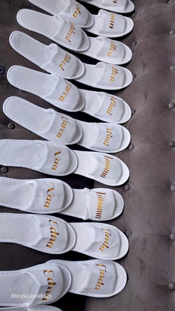 customised bridesmaid flip with names/hashtag