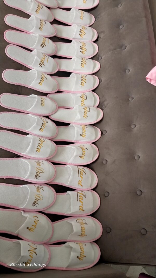 customised bridesmaid flip with names/hashtag - Image 3